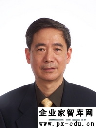 严书翰:中国道路为世界发展贡献中国智慧 严书翰:中国道路为世界发展贡献中国智慧