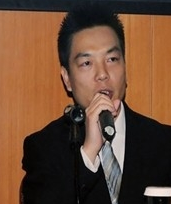 尹龙