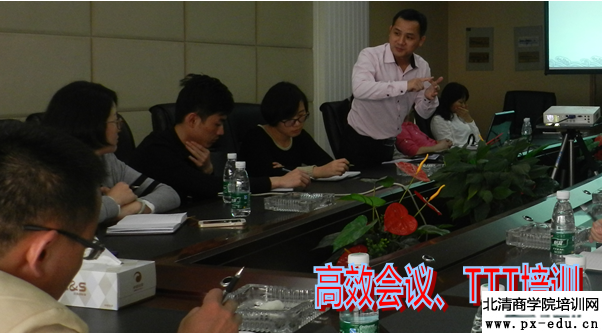 沙田课程为店总经理讲授《TTT优秀培训师培训》 沙田课程为店总经理讲授《TTT优秀培训师培训》