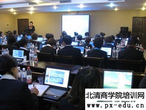 信老师培训现场