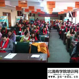 资深经销商培训师高定基讲师连续四年为宏大安信地板经销商订货会 资深经销商培训师高定基讲师连续四年为宏大安信地板经销商订货会