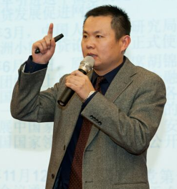 陈晓华 陈晓华