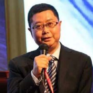 李力