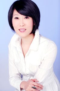 梁 艳 梁 艳