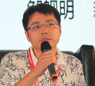 朱辉群 朱辉群
