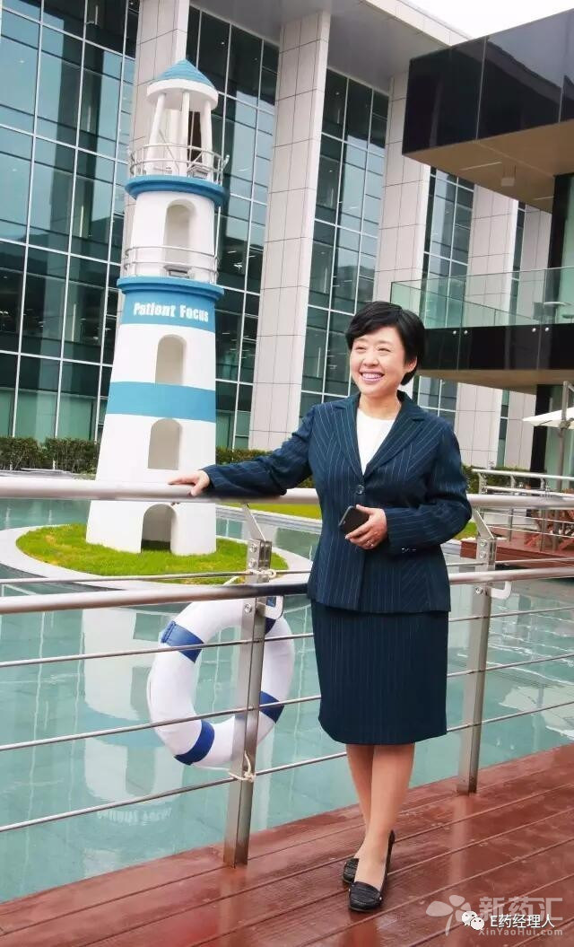 周虹 周虹