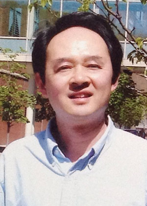 许中伟 许中伟
