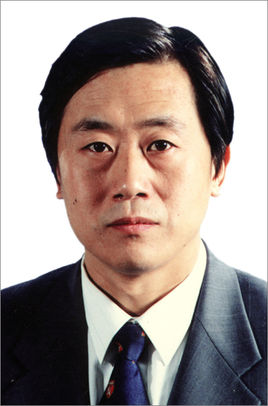 郑毅 郑毅