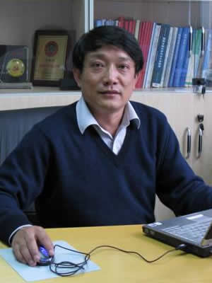 邱明华 邱明华