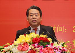 王文斌 王文斌