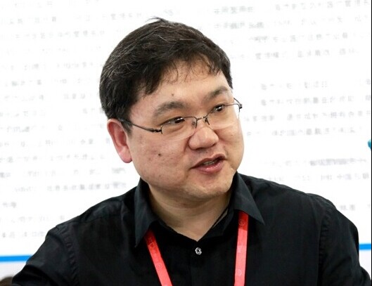 朱频频