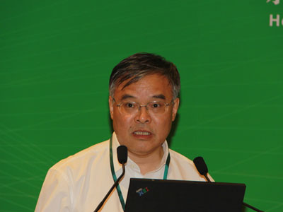 巫英坚