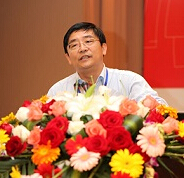 宓泳 宓泳