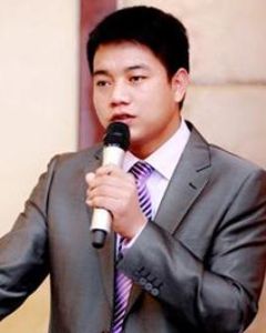 谷璟弘 谷璟弘