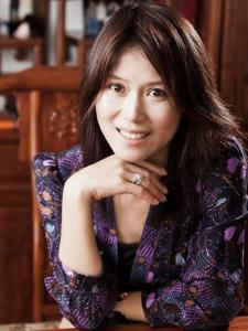 秦君 秦君