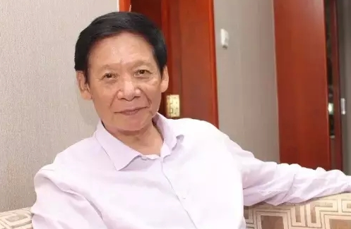 胡逸民 胡逸民