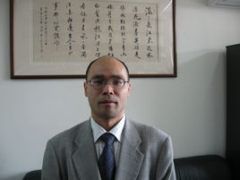 彭芳乐 彭芳乐