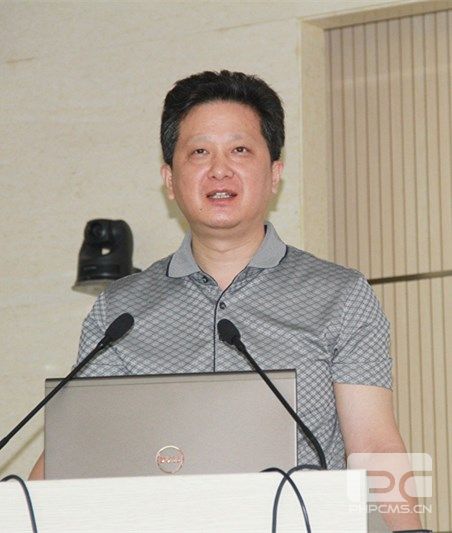 何春银 何春银