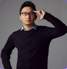 杨飞