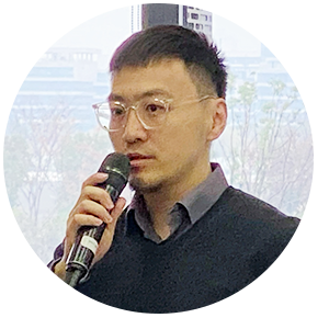 史立龙