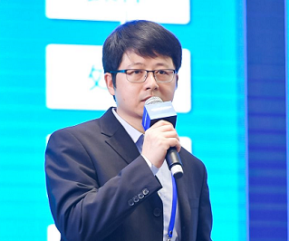 张辉 张辉