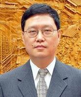 何亚非 何亚非