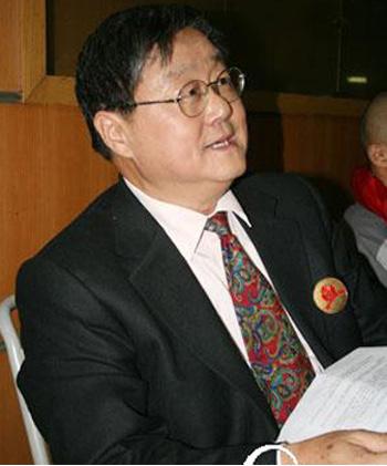 王渝生