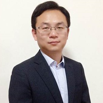 施南飞