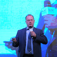Thomas Pehrson Thomas Pehrson