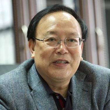 薛群基