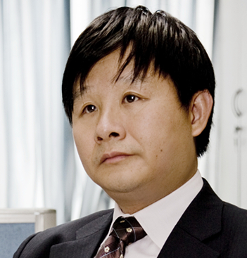 李国强 李国强