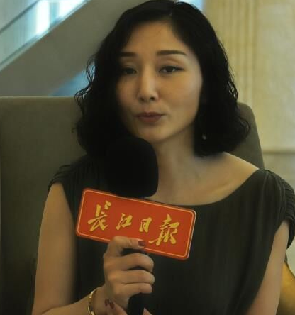 吴珊 吴珊