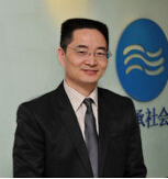 何愿平 何愿平